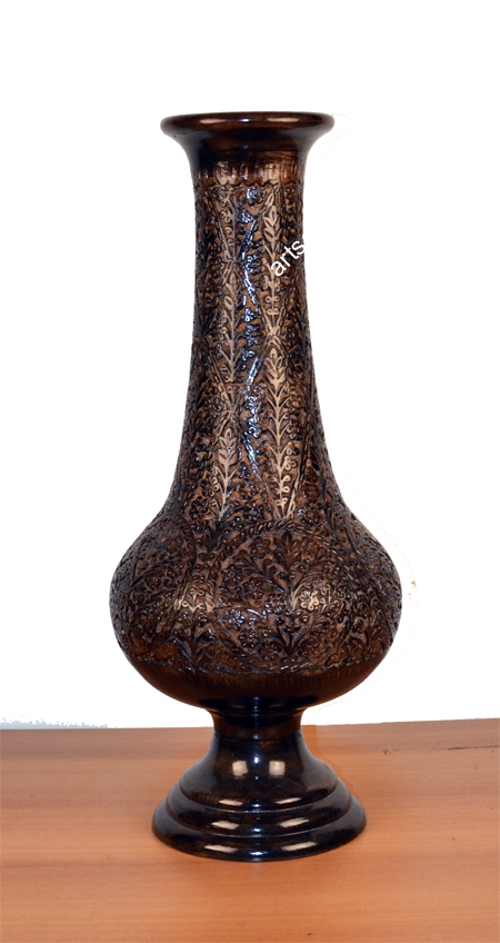 AOM_0068_HU_Vase_1